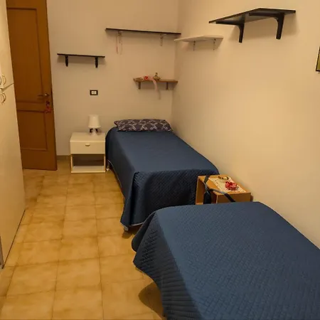 Comfort Con Ampio Balcone Apartment